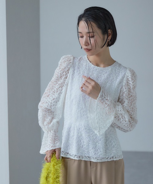 Callarus（カラルス）の「＜単品＞総レースペプラムデザインブラウス〔Callarus〕（シャツ/ブラウス・レディース・ホワイト/ブラック・S/M/L/LL/3L）」の4枚目の写真