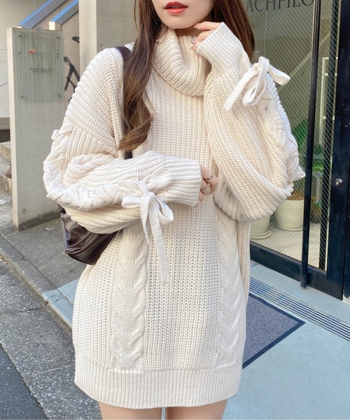 INGNI（イング）の「タートルネックルーズチュニックニット（チュニック・レディース・アイボリー/ボルドー/ピンク/ベージュ・M）」の6枚目の写真