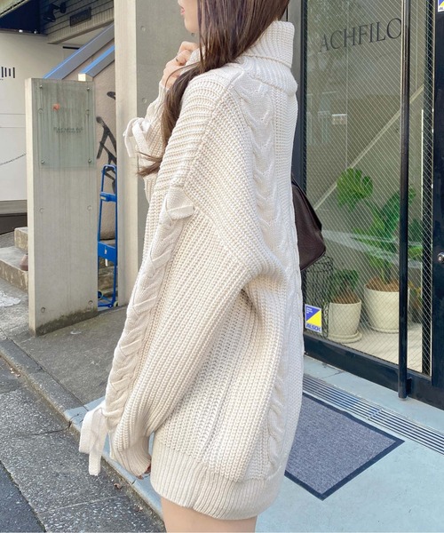 INGNI（イング）の「タートルネックルーズチュニックニット（チュニック・レディース・アイボリー/ボルドー/ピンク/ベージュ・M）」の8枚目の写真