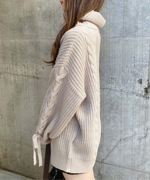 INGNI（イング）の「タートルネックルーズチュニックニット（チュニック・レディース・アイボリー/ボルドー/ピンク/ベージュ・M）」の15枚目の写真