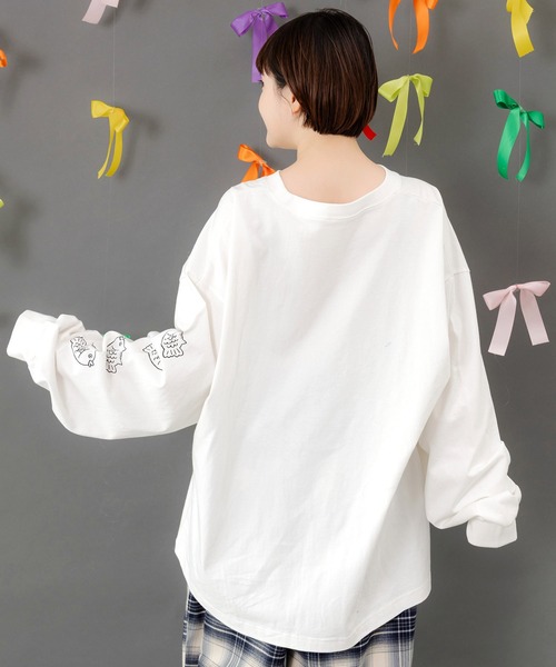 ScoLar Parity（スカラーパリティ）の「353137：タイ焼き招きネコ刺繍ロンT（Tシャツ/カットソー・レディース・オフホワイト/ブラック/ブルー・M）」の7枚目の写真