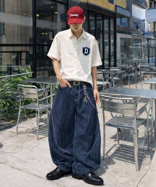 SPINNS(スピンズ)の「デニムバルーンパンツ/ピンストライプ/カーブシルエット/ユニセックス(デニムパンツ・メンズ・ブラック/ネイビー・M/L)」の15枚目の写真