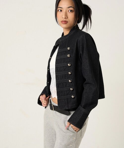 WHO'S WHO gallery(フーズフーギャラリー)の「ナポレオンデニムジャケット(デニムジャケット・レディース・ブラック/サックスブルー・FREE)」の4枚目の写真