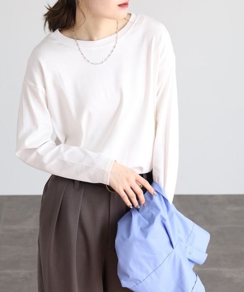 FUNALIVE(ファンアライブ)の「裾ラウンド 長袖ロングTシャツ(Tシャツ/カットソー・レディース・ホワイト/チャコールグレー/杢グレー/ブラック/グレイッシュベージュ/カーキ/ピンクベージュ・F)」の11枚目の写真