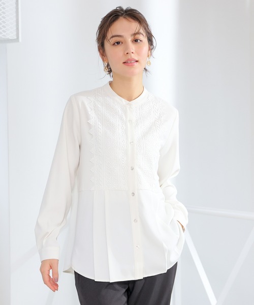 GLACIER lusso(グラシアルッソ)の「フロントレースブラウス(シャツ/ブラウス・レディース・ネイビー/アイボリー/グレイッシュベージュ/グレイッシュブルー・L/LL/M/S)」の16枚目の写真
