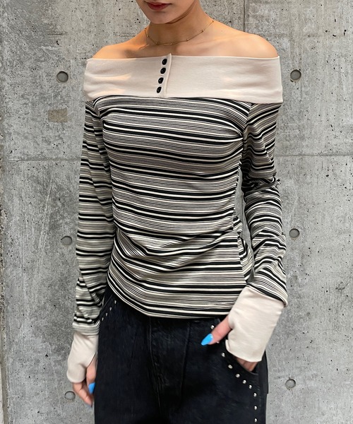 ROGER AND RAW(ロジャーアンドロウ)の「マルチボーダーオフショルトップス(Tシャツ/カットソー・レディース・ボルドー/グレー/ベージュ・FREE)」の5枚目の写真