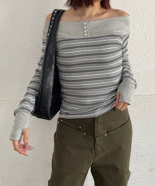 ROGER AND RAW(ロジャーアンドロウ)の「マルチボーダーオフショルトップス(Tシャツ/カットソー・レディース・ボルドー/グレー/ベージュ・FREE)」の22枚目の写真