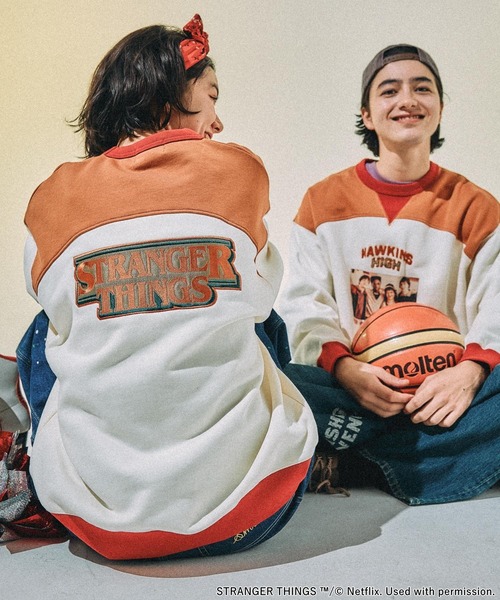 STRANGER THINGS】コラボ配色スウェット（スウェット）｜niko and