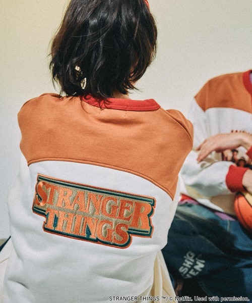 STRANGER THINGS】コラボ配色スウェット（スウェット）｜niko and