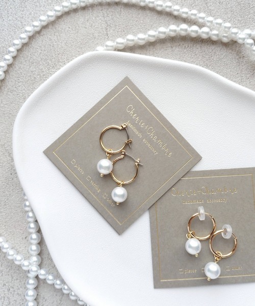 tone（トーン）の「Cherie+Chambre/Pearl Foop Earring（イヤリング・レディース・ホワイト/アイボリー・FREE）」の4枚目の写真