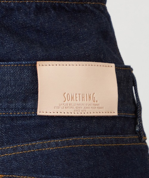 SOMETHING(サムシング)の「【GISELe 4月号掲載】atelier SOMETHING DOUBLE BELT WIDE PANTS/ダブルベルトワイドパンツ(デニムパンツ・レディース・インディゴブルー/ライトインディゴブルー・MEDIUM/SMALL)」の10枚目の写真