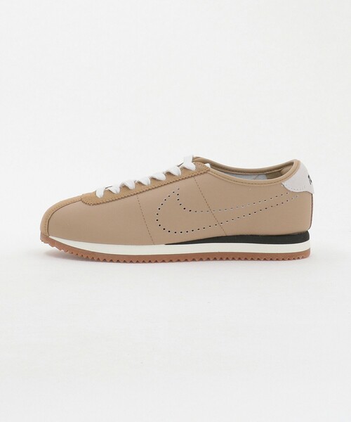 NIKE(ナイキ)の「<NIKE>コルテッツ レザー スニーカー(スニーカー・レディース・オフホワイト/ベージュ・23cm/25cm/24cm/23.5cm/22.5cm/24.5cm)」の8枚目の写真