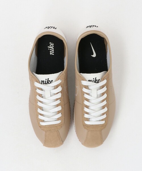 NIKE(ナイキ)の「<NIKE>コルテッツ レザー スニーカー(スニーカー・レディース・オフホワイト/ベージュ・23cm/25cm/24cm/23.5cm/22.5cm/24.5cm)」の10枚目の写真