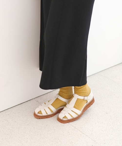 MODE KAORI（モードカオリ）の「【本革】グルカサンダル/6229（サンダル・レディース・グレイッシュベージュ/プラチナム/ブラック/ホワイト×ブラック/アイボリー・24cm/23.5cm/23cm/22.5cm/25cm/24.5cm）」の18枚目の写真