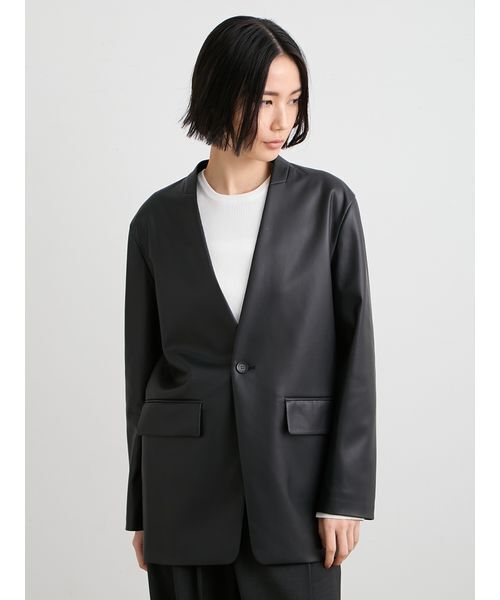 MIESROHE(ミースロエ)の「ウォッシャブルレザーノーカラージャケット(ノーカラージャケット・レディース・ブラック/ブラウン/ベージュ・0/1)」の16枚目の写真