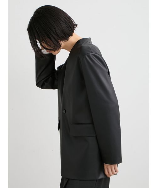 MIESROHE(ミースロエ)の「ウォッシャブルレザーノーカラージャケット(ノーカラージャケット・レディース・ブラック/ブラウン/ベージュ・0/1)」の19枚目の写真