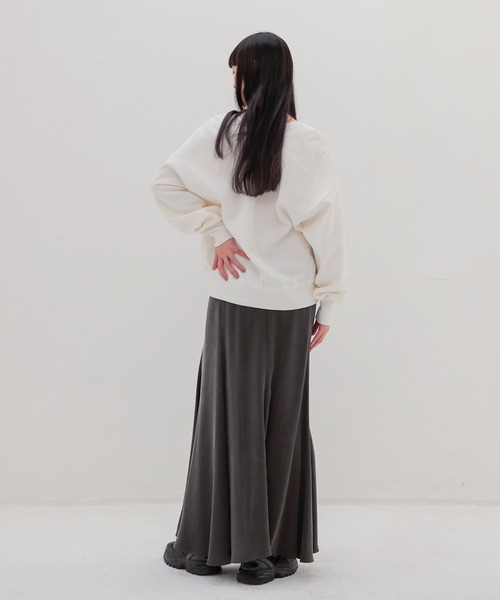 DRESSLAVE(ドレスレイブ)の「double vneck knit trainer(ダブルVネックニットトレーナー)(ニット/セーター・レディース・ホワイト/グレー・38)」の10枚目の写真