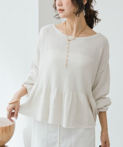 RIVE DROITE(リヴドロワ)の「予約【大人の甘さを演出】ルーズペプラムニット(ニット/セーター・レディース・モカ/グリーン/ホワイト系その他/ブラック・FREE)」の1枚目の写真