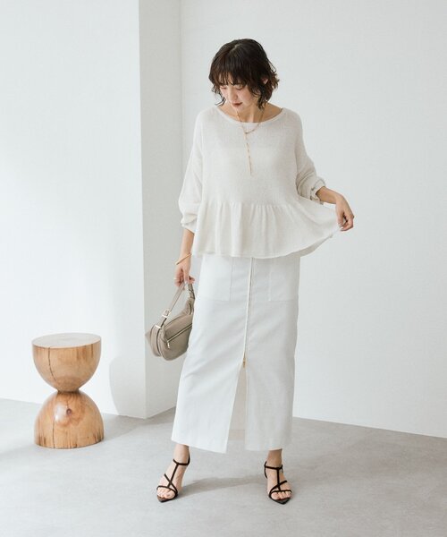 RIVE DROITE(リヴドロワ)の「予約【大人の甘さを演出】ルーズペプラムニット(ニット/セーター・レディース・モカ/グリーン/ホワイト系その他/ブラック・FREE)」の6枚目の写真