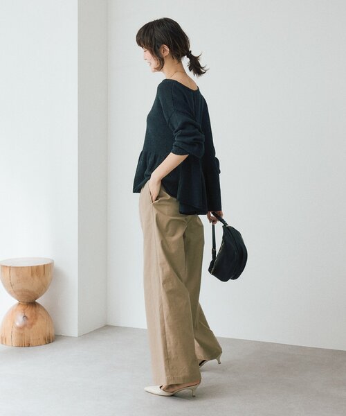 RIVE DROITE(リヴドロワ)の「予約【大人の甘さを演出】ルーズペプラムニット(ニット/セーター・レディース・モカ/グリーン/ホワイト系その他/ブラック・FREE)」の21枚目の写真