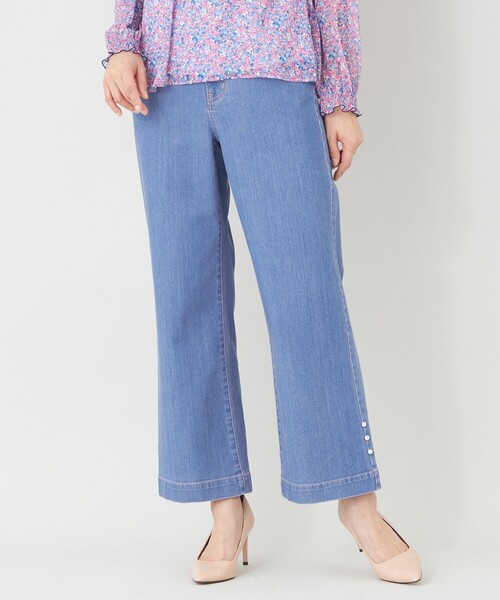 TO BE CHIC(トゥー ビー シック)の「エレガンス ワイドデニム(デニムパンツ・レディース・ブルー系その他2/ネイビー・40)」の1枚目の写真