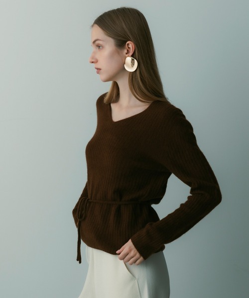 SERENO(セレーノ)の「カシミヤブレンド リブニットトップス(ニット/セーター・レディース・ダークグレー/パープル/ライトグレー/ダークブラウン/オフホワイト/ライトイエロー・ONESIZE)」の11枚目の写真