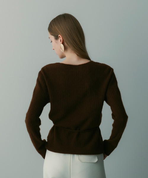 SERENO(セレーノ)の「カシミヤブレンド リブニットトップス(ニット/セーター・レディース・ダークグレー/パープル/ライトグレー/ダークブラウン/オフホワイト/ライトイエロー・ONESIZE)」の12枚目の写真