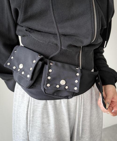 WEGO(ウィゴー)の「WEGO/スタッズウエストマークポーチ(ボディバッグ/ウエストポーチ・レディース・その他1/ブラック・FREE)」の1枚目の写真