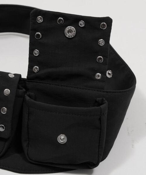 WEGO(ウィゴー)の「WEGO/スタッズウエストマークポーチ(ボディバッグ/ウエストポーチ・レディース・その他1/ブラック・FREE)」の11枚目の写真