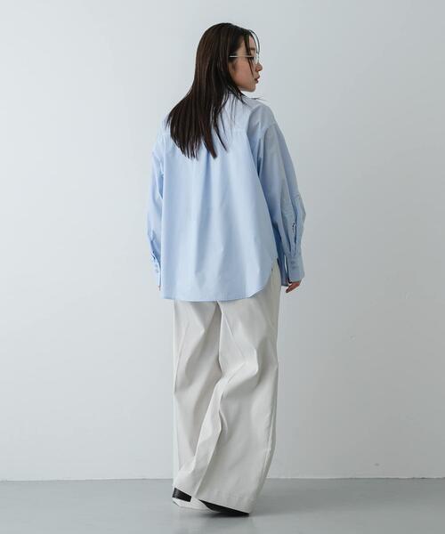 SENSE OF PLACE by URBAN RESEARCH（センスオブプレイスバイアーバンリサーチ）の「カットワークエンブロイダリーシャツ（シャツ/ブラウス・レディース・ライトブルー/ネイビー/オフホワイト・ONE）」の5枚目の写真