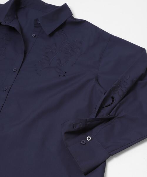 SENSE OF PLACE by URBAN RESEARCH（センスオブプレイスバイアーバンリサーチ）の「カットワークエンブロイダリーシャツ（シャツ/ブラウス・レディース・ライトブルー/ネイビー/オフホワイト・ONE）」の15枚目の写真