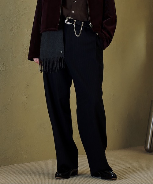 Jieda(ジエダ)の「DRAPING TUCK SLACKS(スラックス・メンズ・ブラウン/グレー/ブラック・2/1)」の1枚目の写真