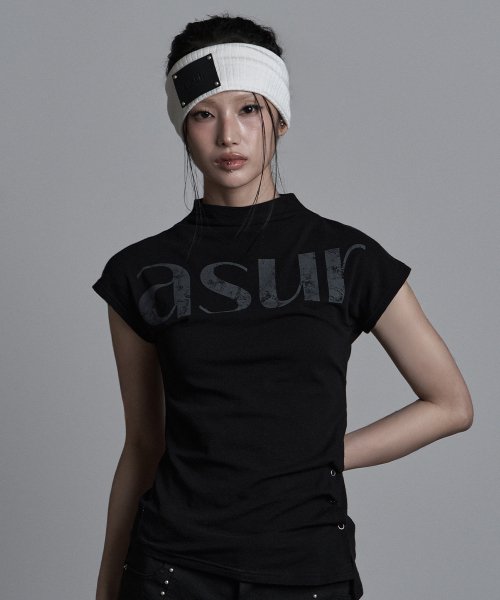 as you are(アズユーアー)の「サイドスナップハーフネックTシャツブラック(Tシャツ/カットソー・レディース・その他・OS)」の3枚目の写真