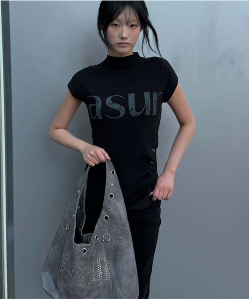 as you are(アズユーアー)の「サイドスナップハーフネックTシャツブラック(Tシャツ/カットソー・レディース・その他・OS)」の2枚目の写真