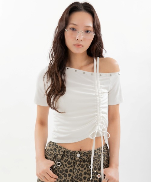 3.3 Field Trip （3.3フィールドトリップ）の「3.3 Field Trip／スタッズワンショルトップス（Tシャツ/カットソー・レディース・ブラック/カーキ/オフホワイト/グレー/グレー系その他・FREE）」の2枚目の写真