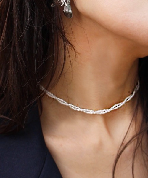 Scrap Book(スクラップブック)の「【Sea’ds mara】Dew drop necklace(ネックレス・レディース・ホワイト/レッド・FREE)」の3枚目の写真