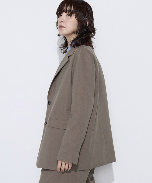 COMME CA Wardrobe(コムサワードローブ)の「【セットアップ対応】パウダープレーンストレッチ ロングジャケット(スーツジャケット・レディース・ブラウン/ネイビー・7号/9号)」の12枚目の写真