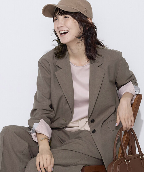 COMME CA Wardrobe(コムサワードローブ)の「【セットアップ対応】パウダープレーンストレッチ ロングジャケット(スーツジャケット・レディース・ブラウン/ネイビー・7号/9号)」の16枚目の写真