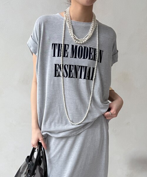 DouDou（ドゥドゥ）の「【セットアップ可能】フロッキー肩タックプリントTEE（Tシャツ/カットソー・レディース・ブラック/モカ/ライトグレー・FREE）」の2枚目の写真