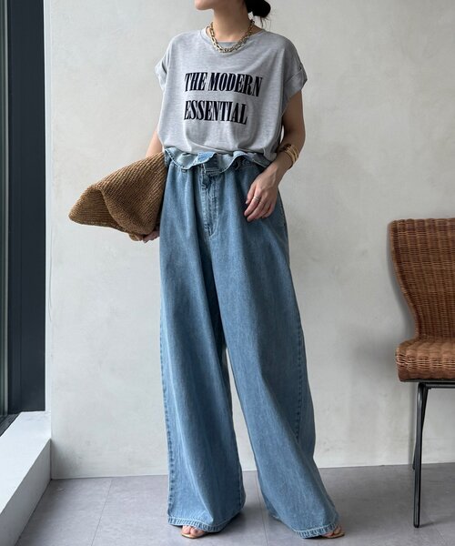 DouDou（ドゥドゥ）の「【セットアップ可能】フロッキー肩タックプリントTEE（Tシャツ/カットソー・レディース・ブラック/モカ/ライトグレー・FREE）」の7枚目の写真