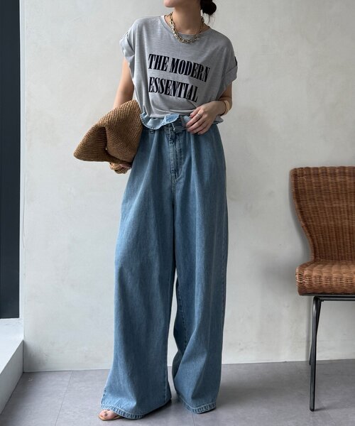 DouDou（ドゥドゥ）の「【セットアップ可能】フロッキー肩タックプリントTEE（Tシャツ/カットソー・レディース・ブラック/モカ/ライトグレー・FREE）」の8枚目の写真