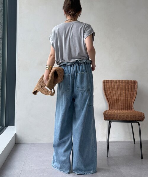 DouDou（ドゥドゥ）の「【セットアップ可能】フロッキー肩タックプリントTEE（Tシャツ/カットソー・レディース・ブラック/モカ/ライトグレー・FREE）」の10枚目の写真