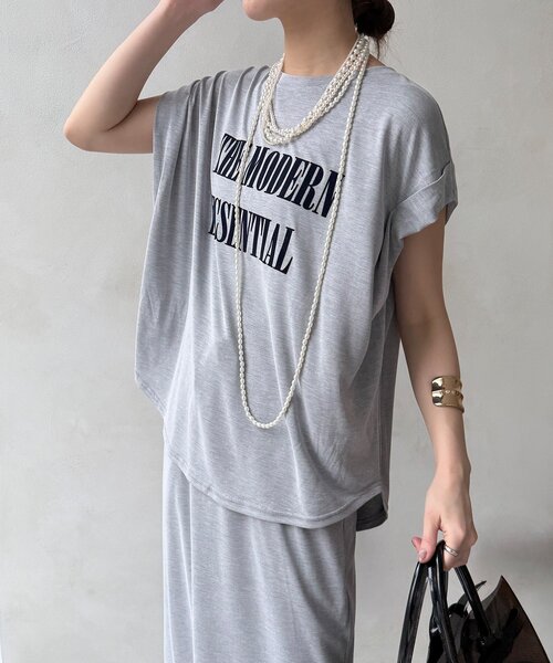 DouDou（ドゥドゥ）の「【セットアップ可能】フロッキー肩タックプリントTEE（Tシャツ/カットソー・レディース・ブラック/モカ/ライトグレー・FREE）」の17枚目の写真