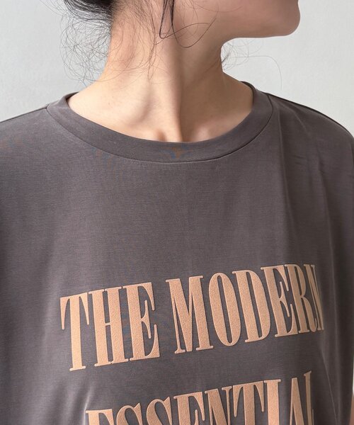 DouDou(ドゥドゥ)の「【セットアップ可能】フロッキー肩タックプリントTEE(Tシャツ/カットソー・レディース・ブラック/モカ/ライトグレー/チャコールグレー・FREE)」の10枚目の写真