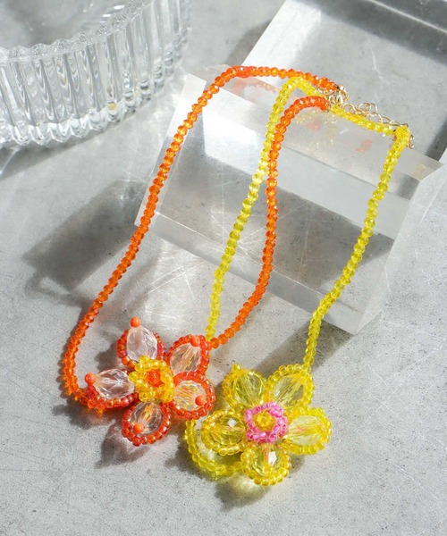 Three Four Time（ｽﾘｰﾌｫｰﾀｲﾑ）の「フラワービーズチョーカー（ネックレス・レディース・イエロー/オレンジ・FREE）」の12枚目の写真