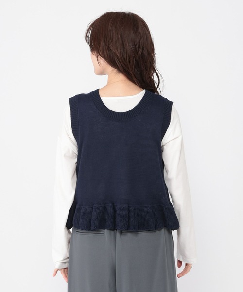 studio CLIP（スタディオクリップ）の「5ゲージダブルフロント裾フリルベスト（ベスト・レディース・グレー/ネイビー/ライトベージュ・FREE）」の12枚目の写真