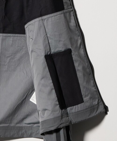 On(オン)の「<On>Performance Volt Jacket/パフォーマンスボルト ジャケット(マウンテンパーカー・メンズ・オリーブ/グレー系・M/L/XL/S)」の12枚目の写真