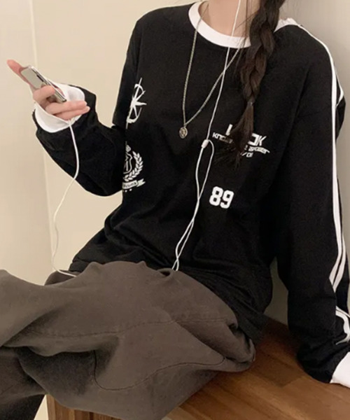 VIVID LADY(ビビッドレディー)の「配色ライン ロングTシャツ 長袖(Tシャツ/カットソー・レディース・ネイビー/ブラック/ホワイト・FREE)」の5枚目の写真