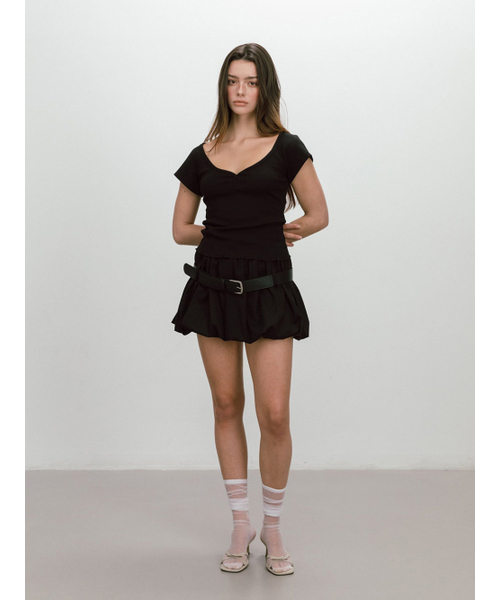 MOIFAIRE（モイフェア）の「CAP SLEEVE WAVE T-SHIRT / BLACK（Tシャツ/カットソー・レディース・ブラック・OS）」の3枚目の写真