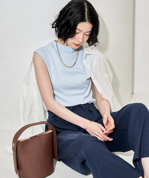 FREAK'S STORE（フリークスストア）の「コットンモダール ボトルネックノースリーブTシャツ（Tシャツ/カットソー・レディース・ネイビー/サックスブルー/ブラウン/ブラック/ホワイト・MEDIUM/SMALL）」の6枚目の写真
